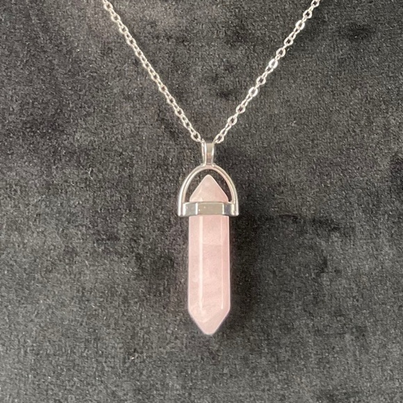 ROSE Quartz Crystal Necklace - Picture 6 of 6